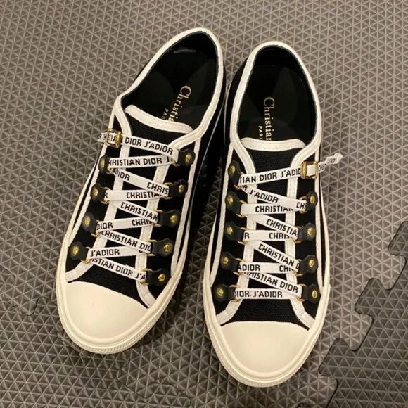Dior WALK'N'DIOR Sneakers - Picture 1 of 6